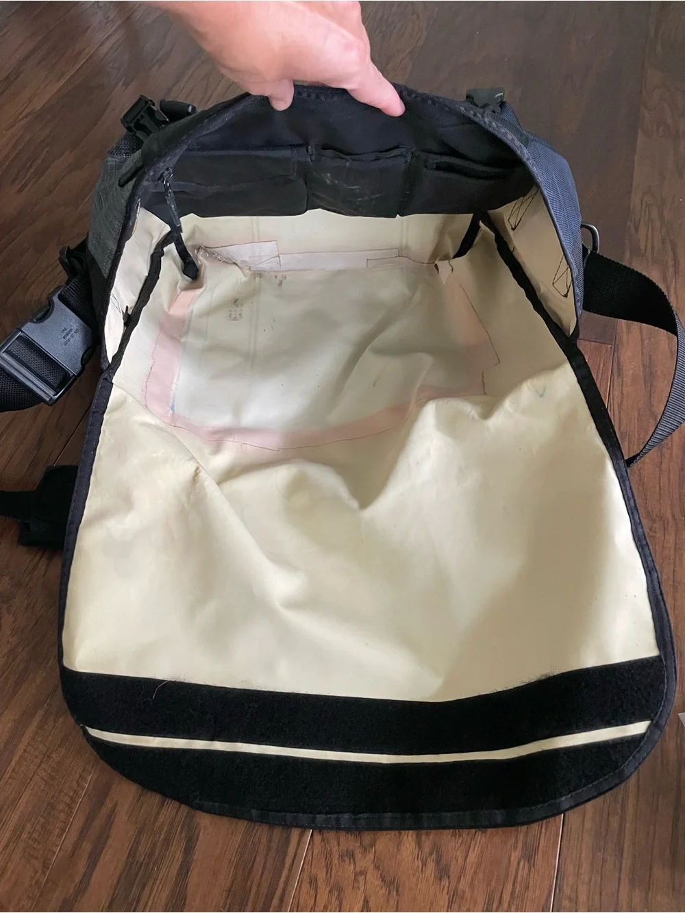 Timbuk2 Messenger Bag in Black, Tan & Gray
